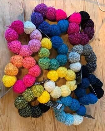 Schoppel Wolle Zauberperlen 7 "Perlenknäuel" ergeben 100 g