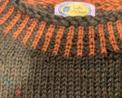 Anleitung Pullover Rvo Trekking mit lettischem Bündchen
