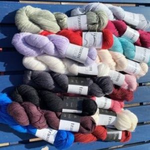 Atelier Zitron Traumseide uni – 100 g Strang