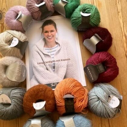 Kreativ-Wollpaket "Long Cardigan mit Kapuze" aus InEinklang und Extraklasse