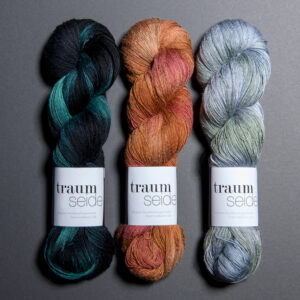 Atelier Zitron Traumseide handgefärbt